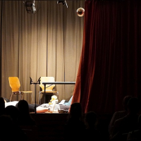 Gelungener Abend mit Theater und Chor an der Ludwig-Uhland-Schule